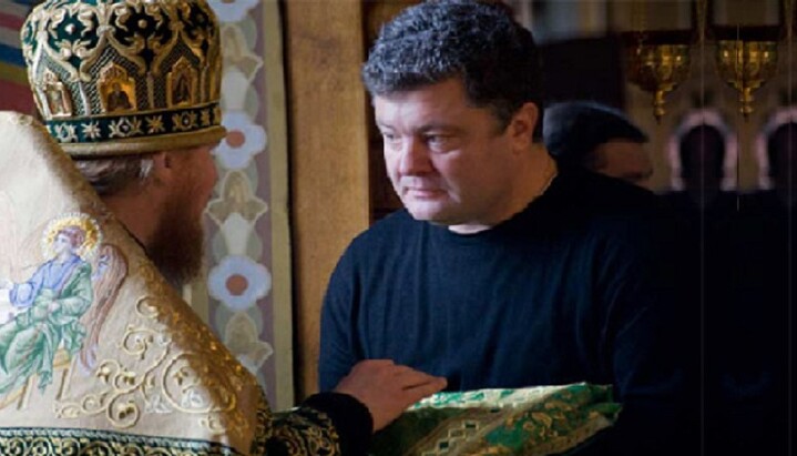 Petro Poroshenko at a service in the Ioninsky Monastery. Photo: zib.com.ua