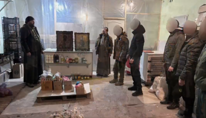 UOC clergy conducted a spiritual and humanitarian mission in the combat zone. Photo: Screenshot from kapelan.in.ua