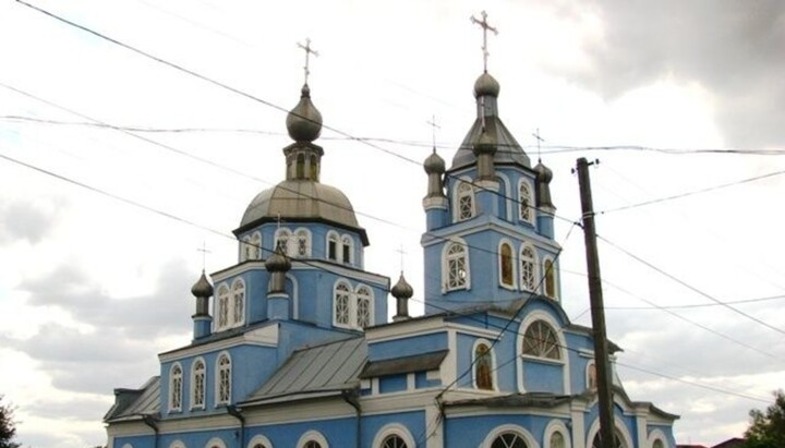 St. Nicholas Church in Kamianka. Photo: Igotoworld