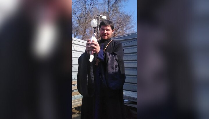 UOC Priest Kostiantyn Maksymov. Photo: Suspilne