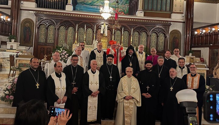 Protopresbyter of Greek Orthodox Archdiocese of America participates in ecumenical prayer service