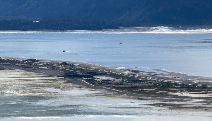 Cars leave Homer Spit in Homer, Alaska, on July 16, 2025. Photo: Tim Hatfield via AP