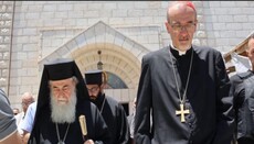 Patriarchs Theophilos, Pizzaballa Make Joint Visit to Gaza