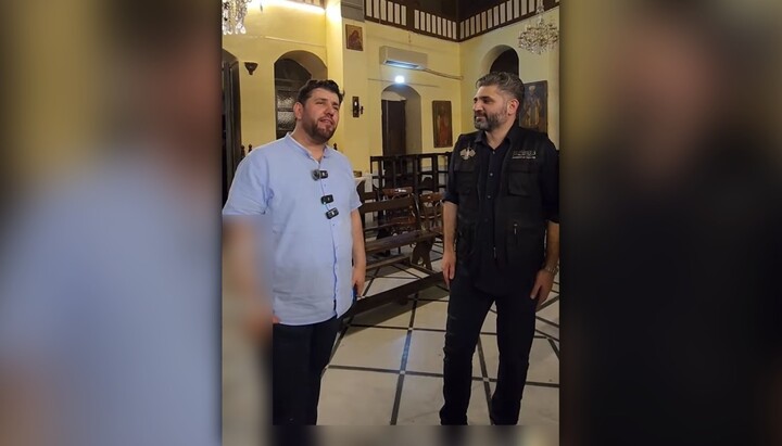 Syrian Minister Leads Islamic Chant in Orthodox Church