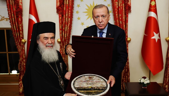Patriarch of Jerusalem Meets with President of Turkey