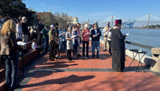 Orthodox Faithful Mark Theophany with Blessing of Savannah River