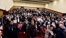 Ukrainian MP Alarmed by Youth Turnout at UOC Events