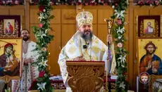 Abp. Athanasius Honors Orthodox Youth in the Diaspora