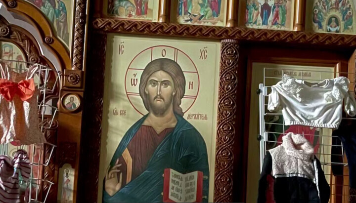 Parishioners Say OCU-Held Church Used for Clothing Storage