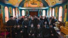 Metr. Saba Leads Pilgrimage to St. Dumitru Monastery
