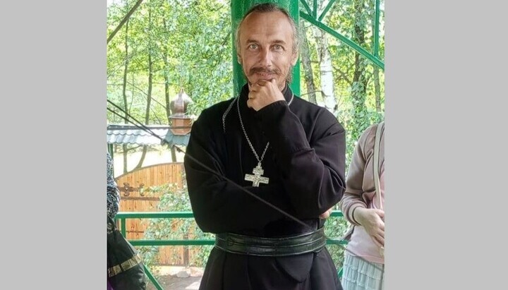 Reports Allege Force Used in Detention of UOC Priest