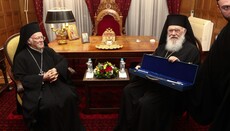 Patr. Bartholomew Meets Abp. Ieronymos in Athens