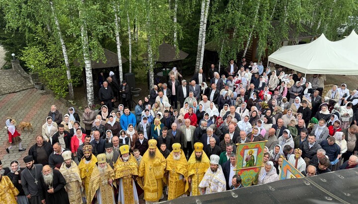 UOC Community Marks Patronal Feast Despite Seizure of Church Building