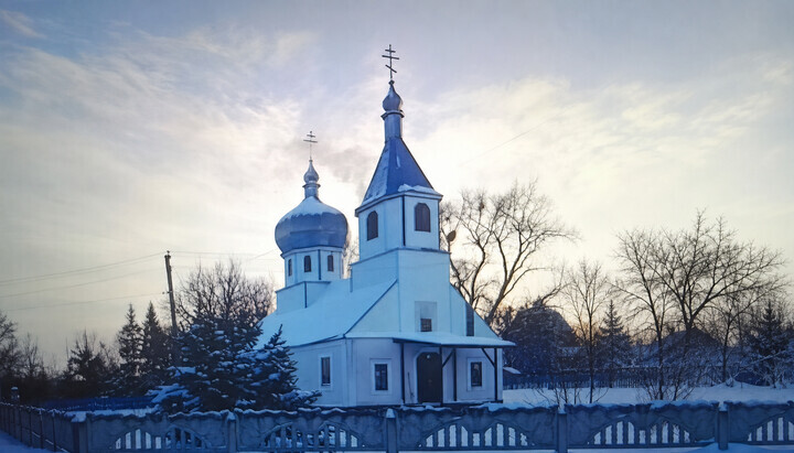 UOC Parish in Novi Vorob'i Reports Church Closure Amid Dispute