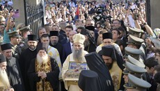 400,000 Consecrated Ribbons Distributed During Belgrade Pilgrimage