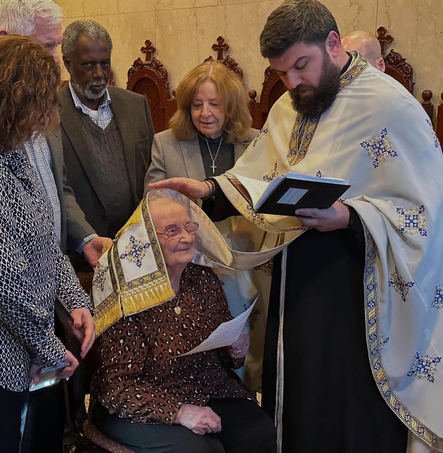 100 Chrismation 2.jpg (310 KB)